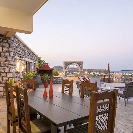 Des & Coo Luxury Villa With Private Pool Фалираки Экстерьер фото